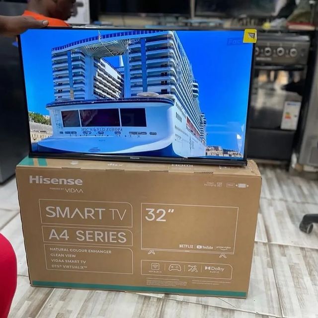 Takeer - Hisense smart TV 32 inches frameless 
Warranty 2year 
Price 👉 470,000