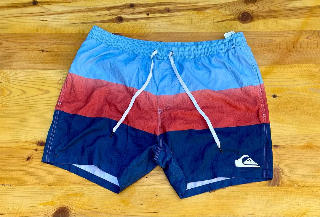 Takeer - Short 

Size 38

Price 20000

Material Polyester

Delivery Available 

Call 📞  WhatsApp 

Location ; Makumbusho -Dar es Salaam

.

.

.

 

 

 