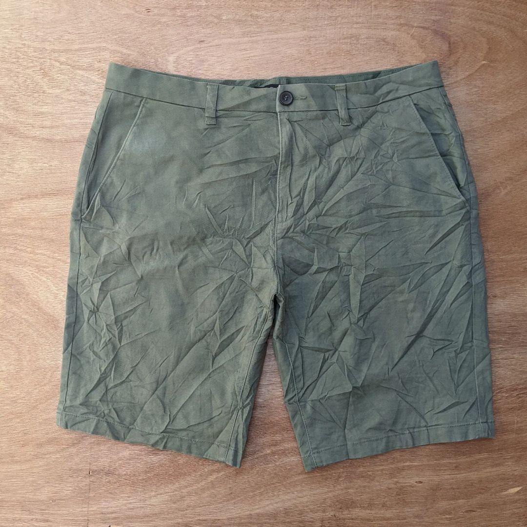 Takeer - Size 34,
Price, 15,000/=