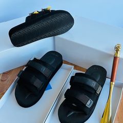 Takeer - sg sendo TUME RESTOCK SIZE 40 ______________45 ZOTE ZIPO✅✅📦

BEI NI  50000/= OFA OFA (FIXED PLICE)

DSM it will be delivered where you are and for...