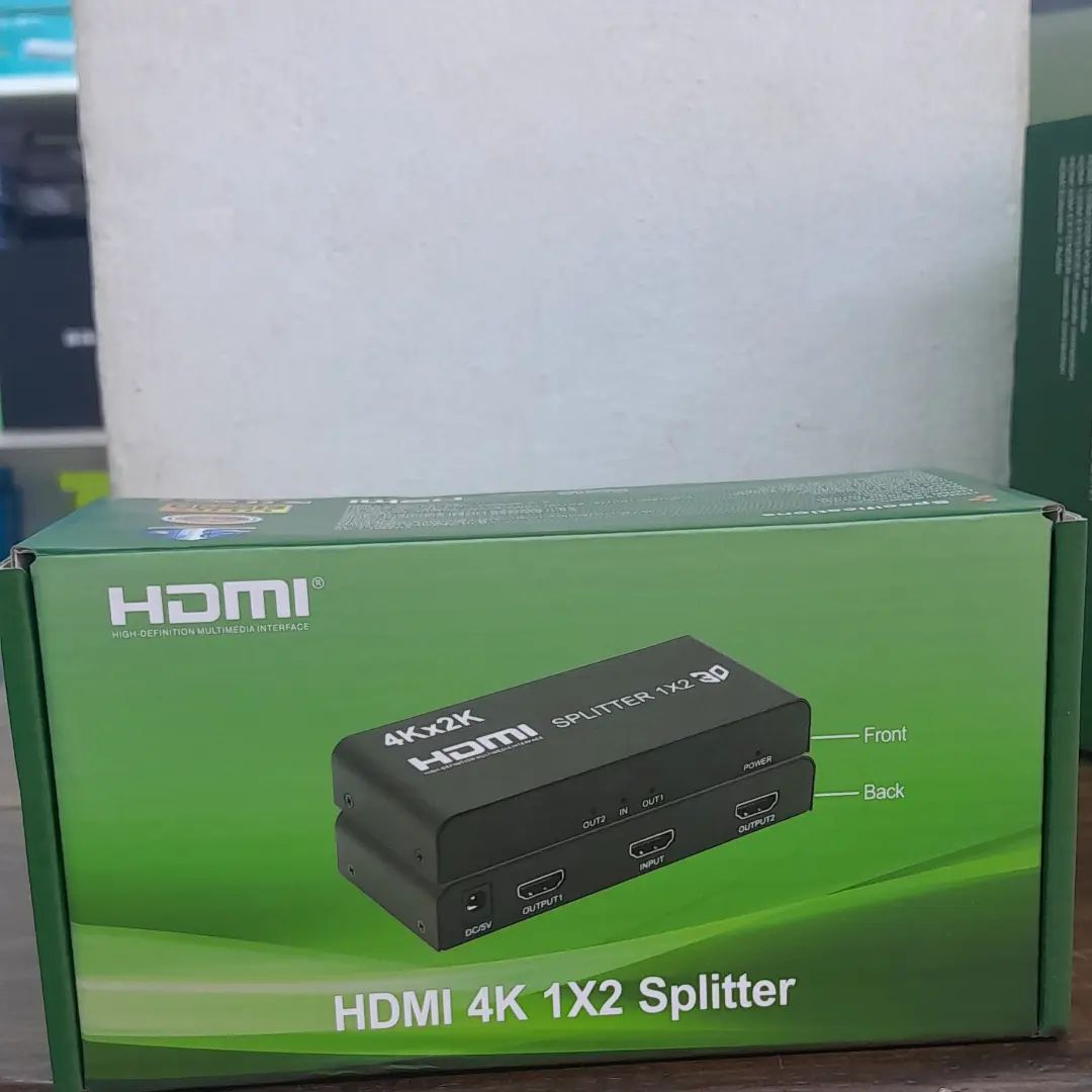 Takeer - Connect one HDMI source to many displays at the same time
 
➡️HDMI SPLITTER AVAILABLE PORTS
 -1 × 2 (1in 2 Out )
 -1 × 4 
 -1 × 8 
 -1 × 16
Welcome...