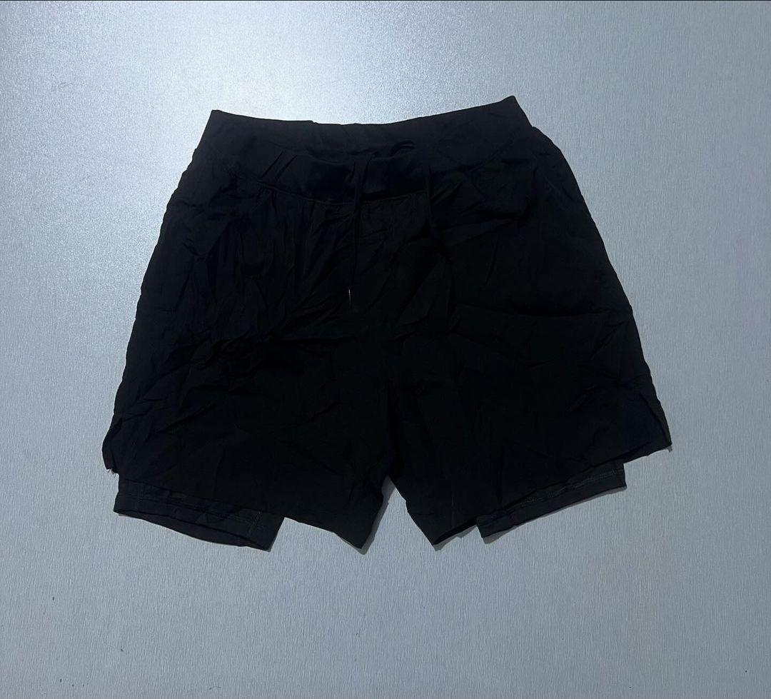 Takeer - SHORT🔥🔥 👉Size :32
 
◽️Price : Tshs 25,000 

◽️📲/Whatsapp  

◽️📍📍Location: Mlimani City Nearby Kakobe church.