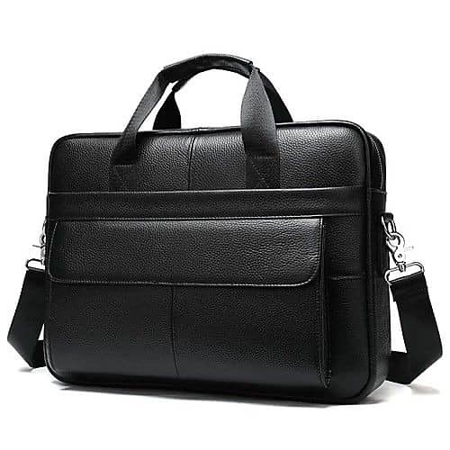 Takeer - Pure leather laptop bag

Price:120,000/=Tshs

Size:13”,14”,15”and 12” laptop

Call:
Location:Kinondon mwanamboka