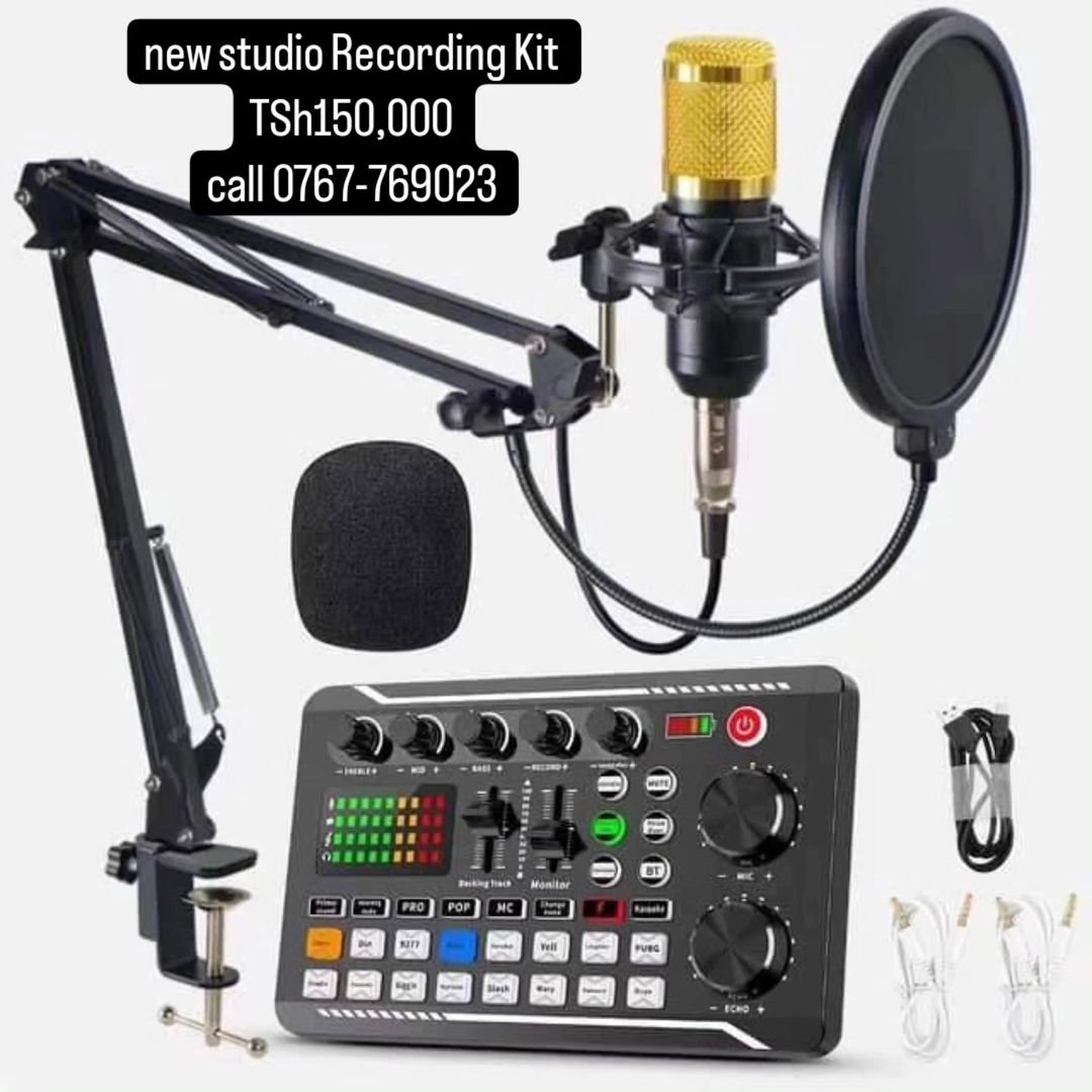 Takeer - STUDIO RECORDING KIT. 
full set;(stand,mike,popfilter,microphone condesor,Soundcard,connection cable)
INATUMIKA STUDIO KUINGIZA VOLCAL KUTENGENEZA ...