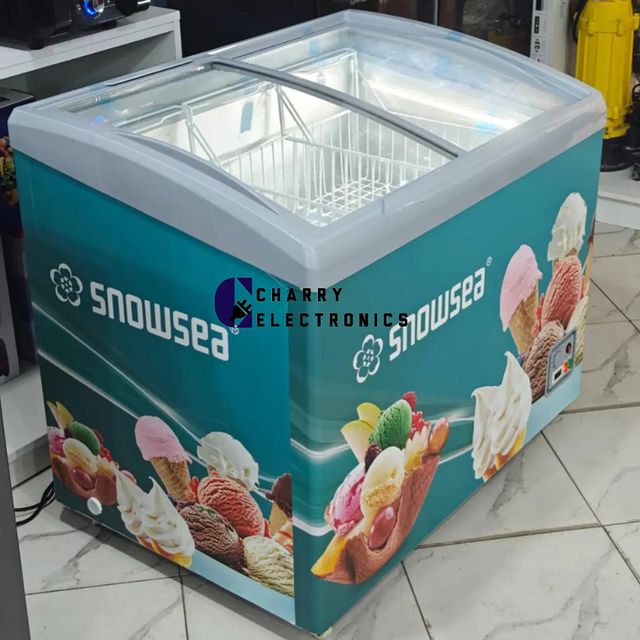 Takeer - 💠*SNOWSEA SHOWCASE DISPLAY FREEZER*💠
▪️ Capacity:- 280L

*FEATURES*
* 2 year warranty (3 year for compressor)
* LED internal lighting 
* Low nois...