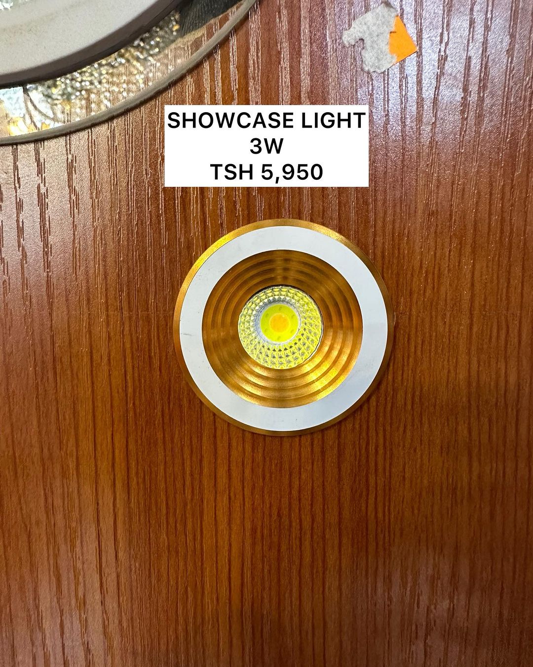 Takeer - SHOW CASE LIGHTS ZIPO 

WATTS 3

INABADILIKA RANGI
INAWAKA WHITE
INAWAKA WARM NA INAWAKA WARMWHITE
INA MWANGA WAKUTOSHA NZURI SANAA 
LED LIGHTS 
IN...