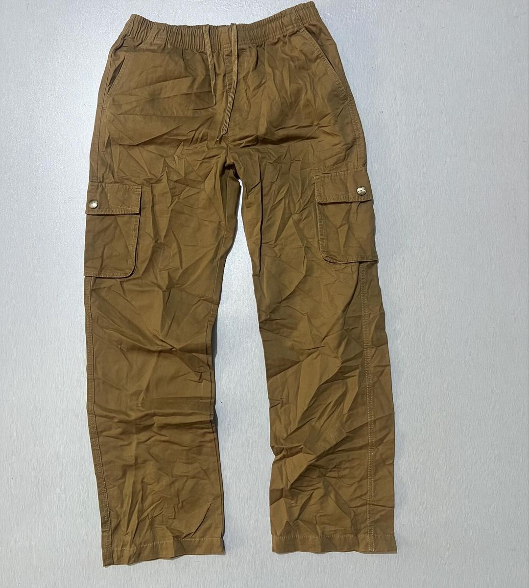 Takeer - Cargo pants🔥🔥 👉Size :32
 
◽️Price : Tshs 35,000 

◽️📲/Whatsapp  

◽️📍📍Location: Mlimani City Nearby Kakobe church.