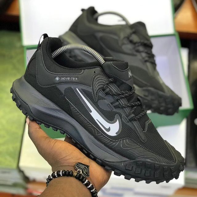 Takeer - •LOCATION  KARIAKOO MTAA MUHONDA NA KONGO 

•SIZE 40------45

•PRICE_____90000/= 

•DELIVERY TUNAFANYA MIKOA YOTE TANZANIA NA NDANI YA MJI KWA GHAR...