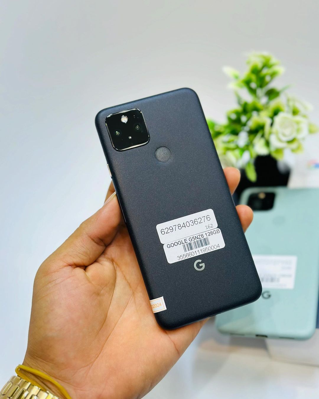 Takeer - Pixel 3a (64)…….250,000/=
Pixel 3a Xl (64)…….280,000/=
Pixel  3Xl (64)………300,000/=
Pixel  4a (128)……..330,000/= 
Pixel 4plain(128)……350,000/-
Pixel...