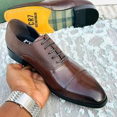 Takeer - pure leather
size 39-46
dar free delivery
call/whatsapp mikoa yote tunatuma