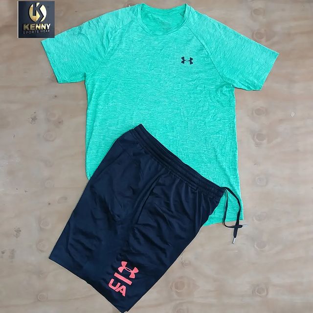 Takeer - Under armour men training set 🔥 🔥
Size M 
Price 30,000/=