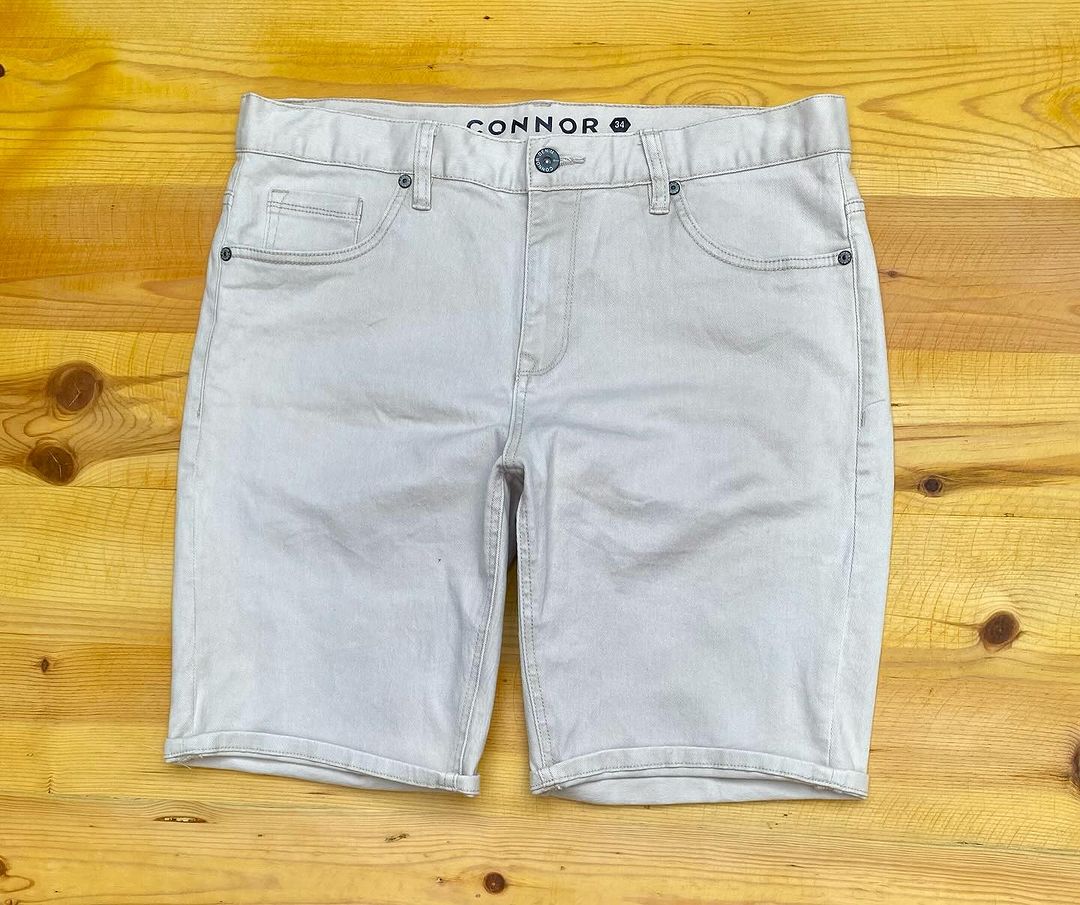 Takeer - Short Stretch 

Size 34

Price 20000

Material Polyester 

Delivery Available 

Call 📞  WhatsApp 

Location ; Makumbusho -Dar es Salaam

.

.

.

...