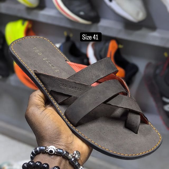 Takeer - ❌❌ sold ❌ 41  price 95,000. 
WhatsApp☎️ &  
📍KARUME ILALA ✅ AVAILABLE.  NO FREE DELVERY.  & WhatsApp    Follow 