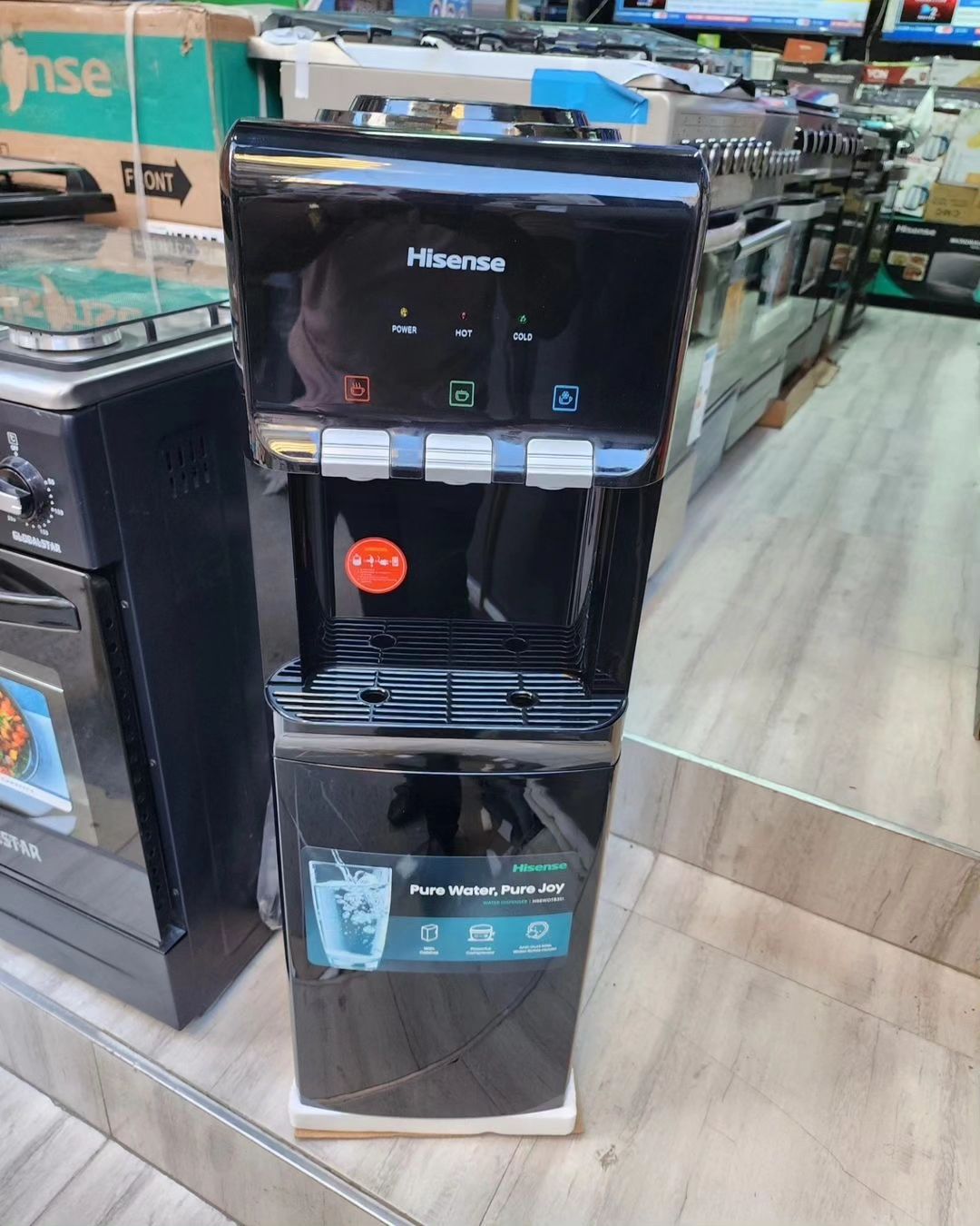 Takeer - Reposted  Offers 🔥Offers 🔥
Hisense Water Dispenser 
Bei 450,000 

Call 