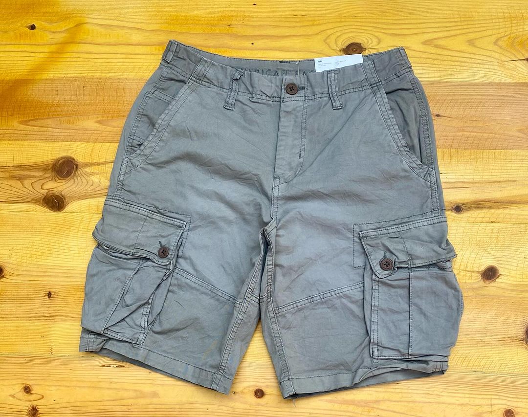 Takeer - Short Cargo 

Size 30/32

Price 20000

Material  Cotton 

Delivery Available 

Call 📞  WhatsApp 

Location ; Makumbusho -Dar es Salaam

.

.

.

....