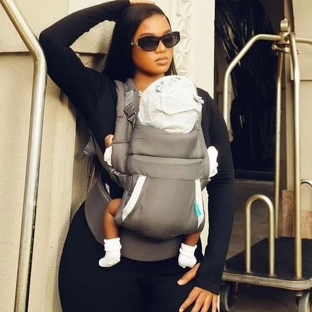 Takeer - MULTIPURPOSE BABY  CARRIER**
TSH:65000

WHATSSAP OR  CALL KARIBUNI SANA