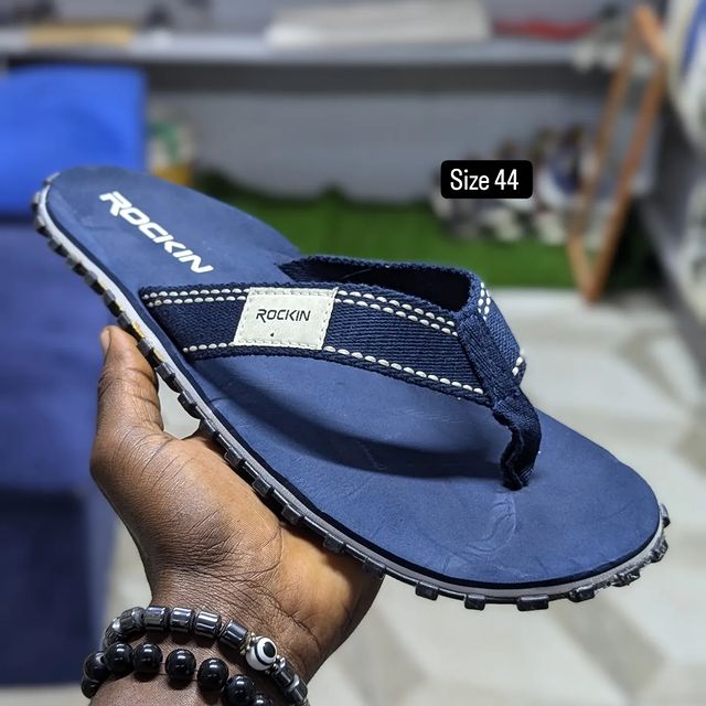 Takeer - Size 44 price 85,000. 
WhatsApp☎️ &  
📍KARUME ILALA ✅ AVAILABLE.  NO FREE DELVERY.  & WhatsApp    Follow 