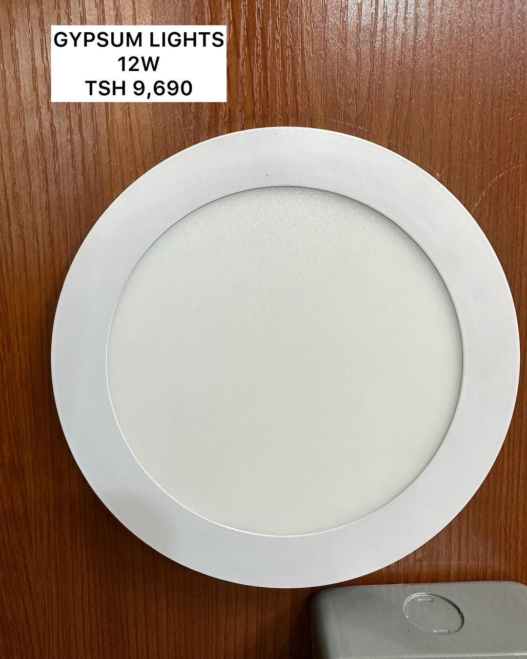 Takeer - GYPSUM LIGHTS ZIPO 

WATTS 12

INAWAKA WHITE
INA MWANGA WAKUTOSHA NZURI SANAA 
LED LIGHTS 
INA CHOKI 

BEI TSH 9,690

WASILIANA NASI 
SIMU NAMBA  N...