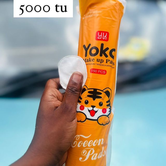 Takeer - Pamba za kupakia toner. 
Usipake toner bila pamba boss zangu. 
Ndani zipo 150 
bei  5000 .
Makumbusho stand