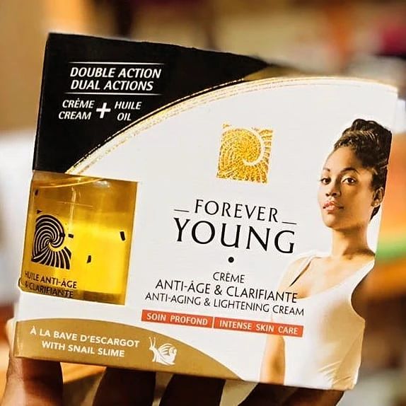 Takeer - FOREVER YOUNG CREAM 
👩‍🦯Best Anti aging and lightening cream
👩‍🦯Ni miongoni mwa bidhaa nzuri za ngozi zinazosaidia vitu vingi kwa wakati mmoja....