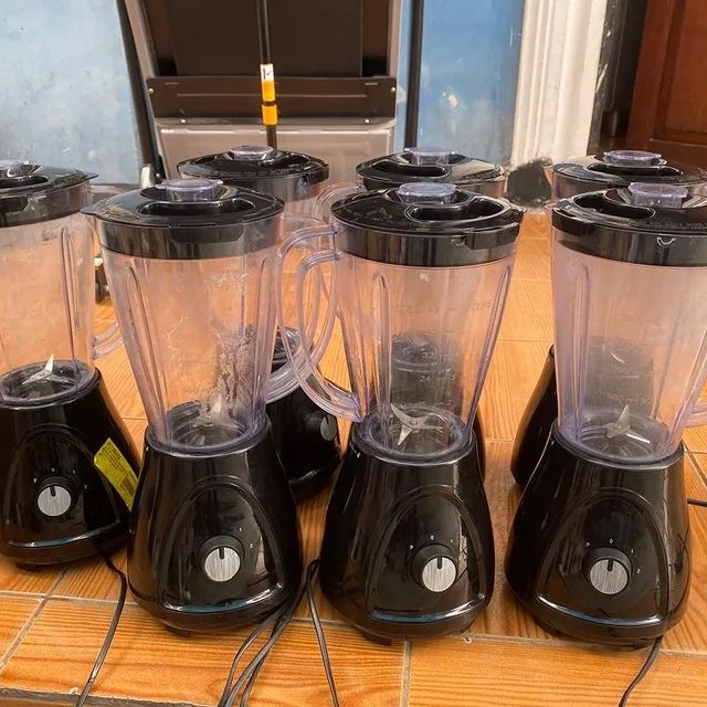 Takeer - 💥MZIGO WA BLENDER💥

🇩🇰MZIGO TOKA DENMARK 🇩🇰

✅️ BLENDER IMARA

✅️ BRAND: GEORGE HOME

✅️ WATTS: 400

✅️ JUG LITA 1.5

💥TSHS 80,000 TU💥

SIM...