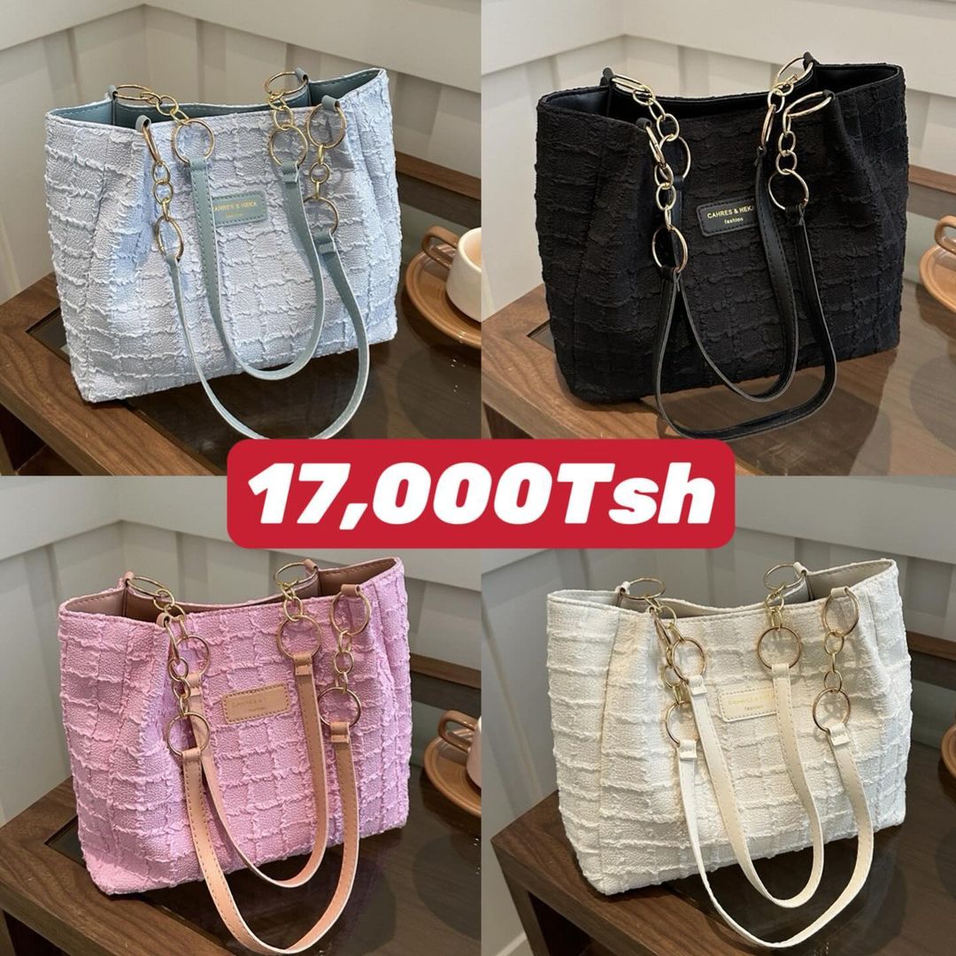 Takeer - 🥳🥳🥳Restock!!!🥳🥳🥳
 🔥🔥🔥

New lady bag😍😍
Price: 17,000Tsh/=

Material: Quality assured (Ipo Kama kwenye picha)✅ 
Please send a DM for faste...