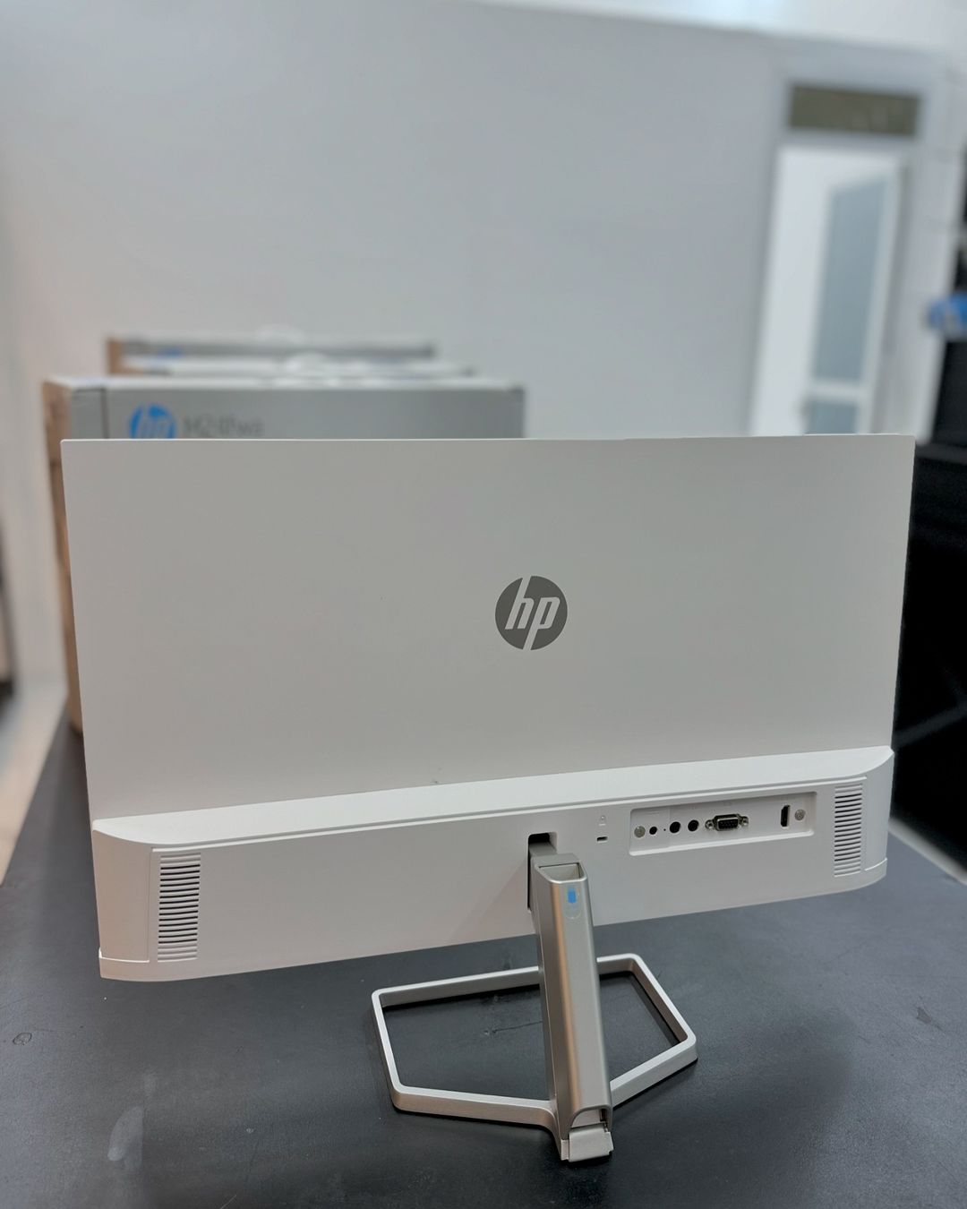 Takeer - Professional Monitor HP M24f
60,47 cm, 23.8-inch, Diagonal FHD Monitor Available!

Price:450,000/=

📍tunapatikana Savei complex Mlimani city
☎️Cal...