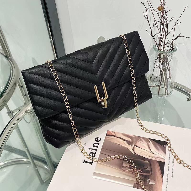 Takeer - Beautiful Handbag✨
35,000
Delivery ipo
What you see is what you get.
___________________________

Call or WhatsApp: Karibuni sana!🤩