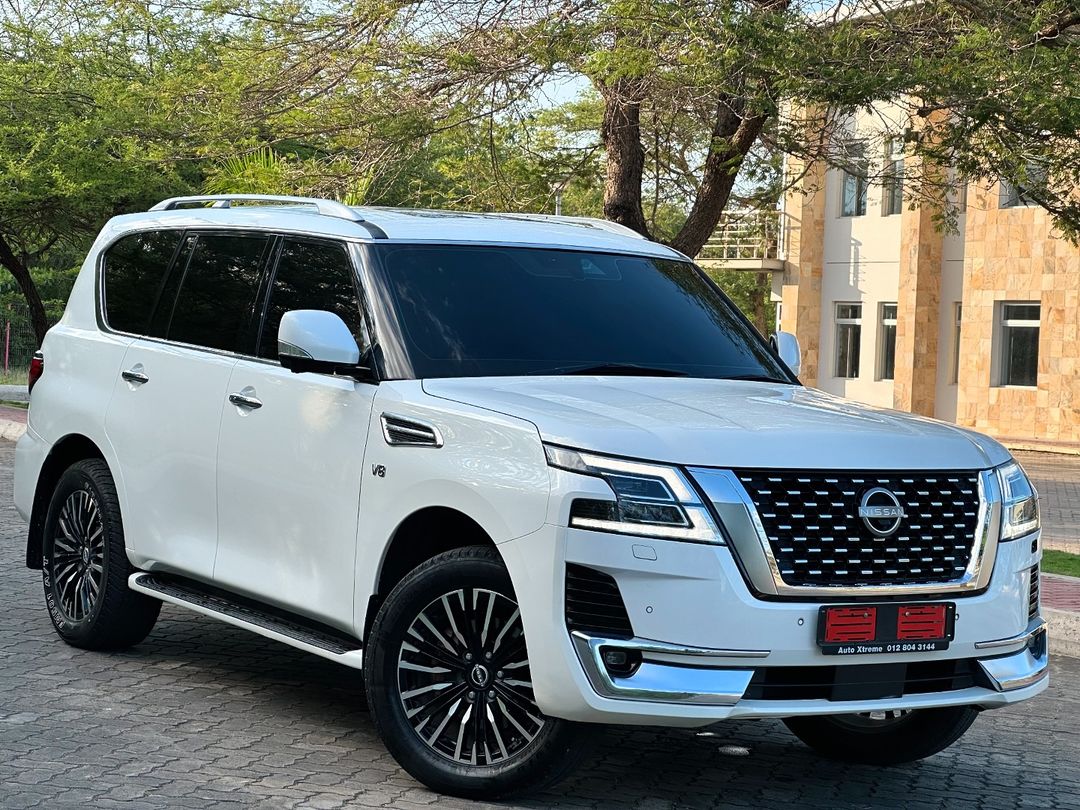 Takeer - •Bei/Price 260M🔥
•Contact •NISSAN PATROL V8 (Y62 MODEL)*
•Year:2021
•Engine capacity:5,552Cc
•Fuel:Petrol
•Mileage:80,000KM
•Push to start
•Sunroo...