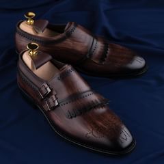 Takeer - BOSSMAN SHOES
SIZE: 39, 40, 41, 42, 44, 45 & 46
Price: 255,000
Unique Design, very comfortable, Premium Quality
Call/Whatsapp: or Location: Mikoche...