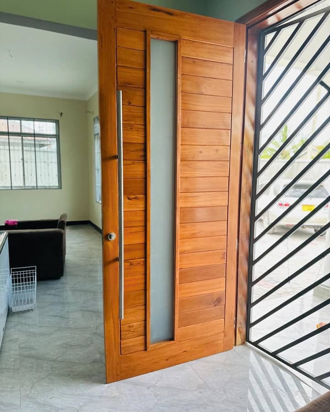 Takeer - Door top(2cm panel)
Single door: 750,000/-
Double door: 1,100,000/-

Door top(4cm panel)
Single door: 1,000,000/-
Double door: 1,400,000/-

Frames
...