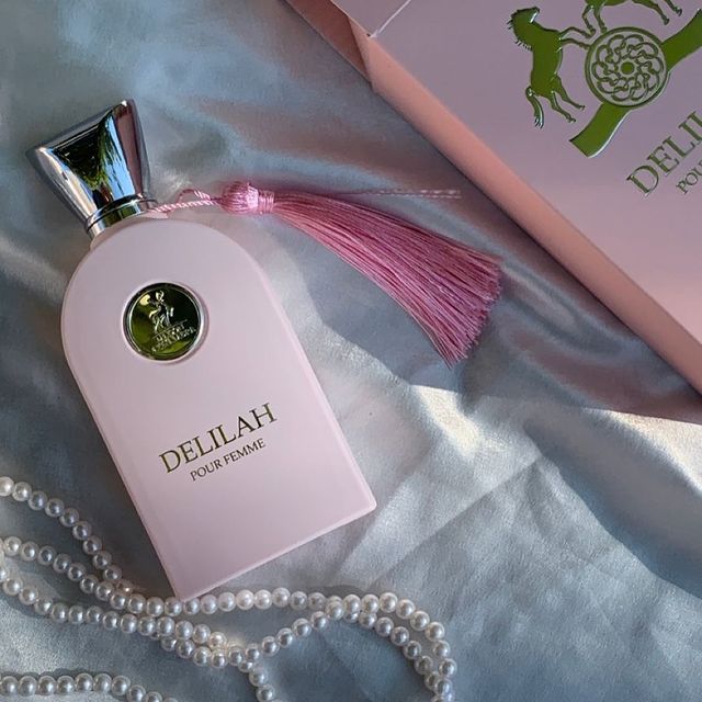 Takeer - ORIGINAL 💯Delilah by Maison Alhambra is a Floral Fruity fragrance for women. Delilah was launched in 2023. 
Top notes : Rhubarb, Litchi and Bergam...