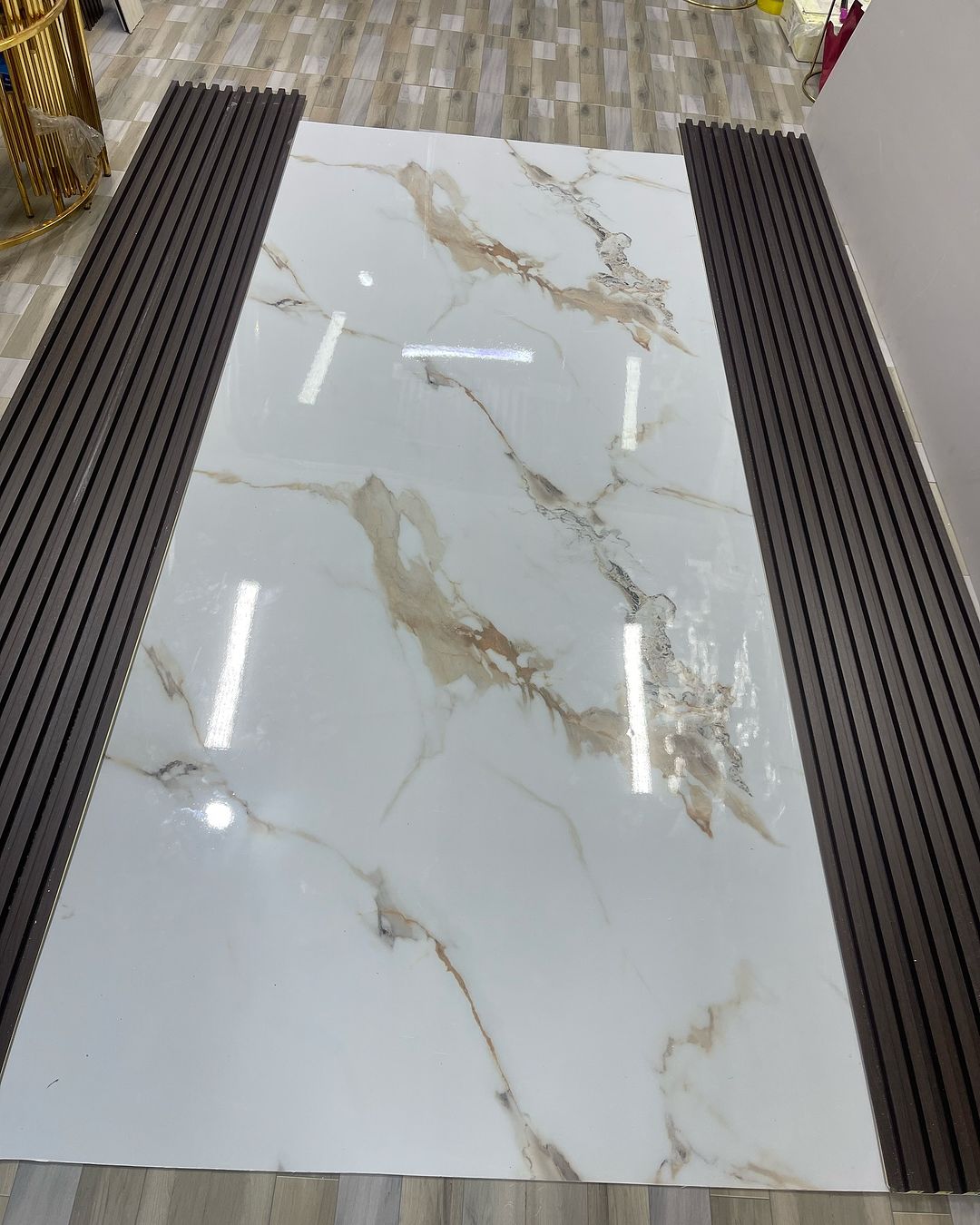 Takeer - MARBLE SHEET RESTOCKED

Size: 122/244cm=110,000/=
Size 122/274cm=120,000/=

PVC panels 
16cmx290cm = 35,000/
 

Tunapatkana shekilango opposite na ...