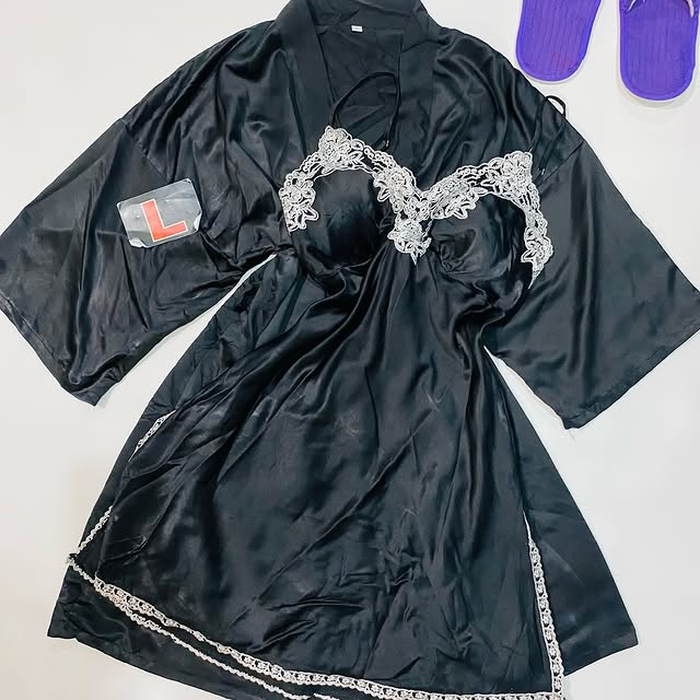 Takeer - NEW ARRIVALS Tunauza Nightdress (Ni Mtumba Grade A) Kwa Bei Ya Jumlaa Kuanzia Tano 6000 Tsh 

Reja Rej 8000 Tsh  Kuanzia Pics (1-4).

BALOS :350,00...