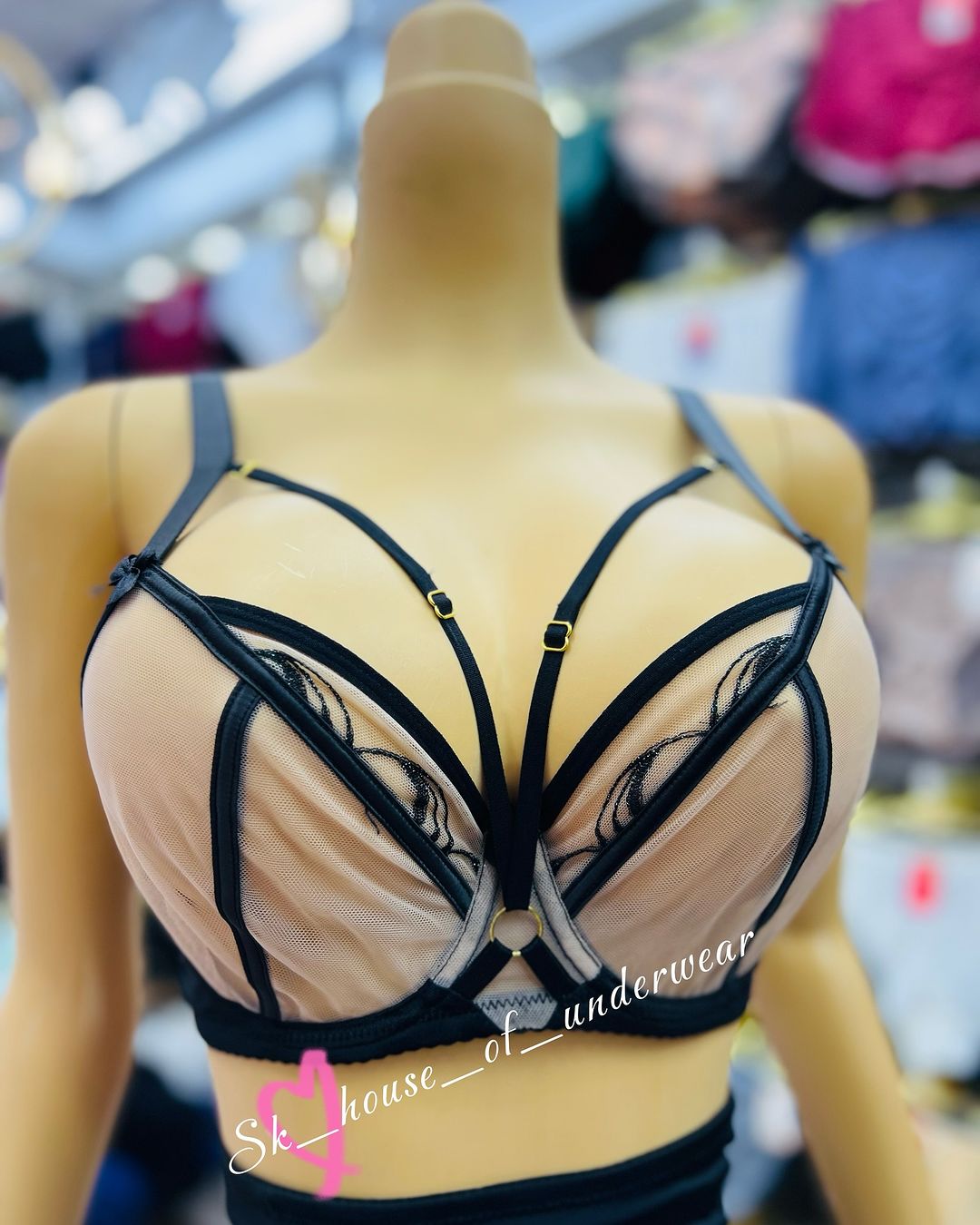 Takeer - NEW BRA  ZINAPATIKANA!

BEI 1 pcs 30,000/= -2pcs 50,000/=

📍Zipo size 👇🏻👇🏻

34=,DD
36=,DD
38=DD
40=,DD

Kwa mahitaji ya bra! Nzuri wasiliana n...