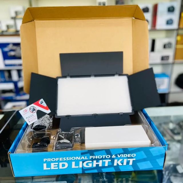 Takeer - LED 800 PRO VIDEO LIGHT

TSH 350,000/=

 

CALL 🤳 
📍Tunapatikana pembeni ya kengere ya kanisa la KKKT  kariakoo Dar es salaam 

📍Mtaa wa msimbaz...