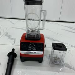 Takeer - Kenwood Heavy Duty Blender 2 In 1 Ujazo Lita 2 Tsh 95,000

🔹Call / Text / WhatsAp 
🔹Warranty Mwaka Mmoja
🔹Free Home Delivery