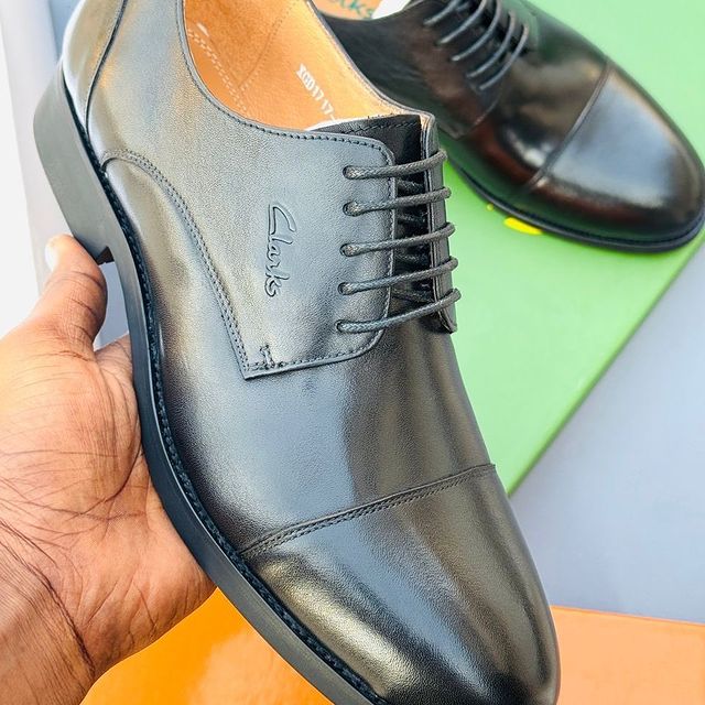 Takeer - pure leather
size 38-46
dar free delivery
call/whatsapp mikoa yote tunatuma