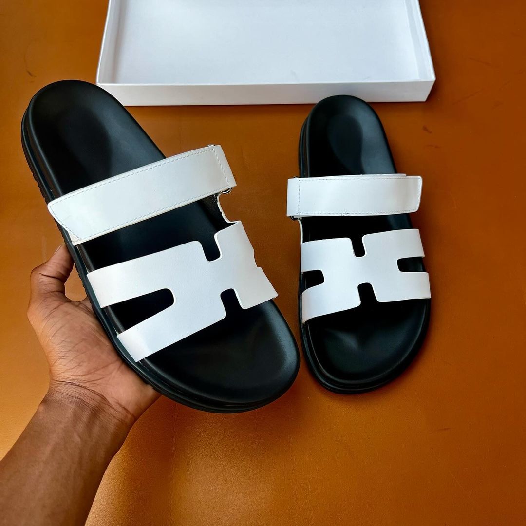 Takeer - ✅size 39- - - - - -46
✅Price Tsh 65,000
✅Unisex
✅🛍🎁📦
📍kariakoo congotower 📶2nd floor
☎️📲📞 