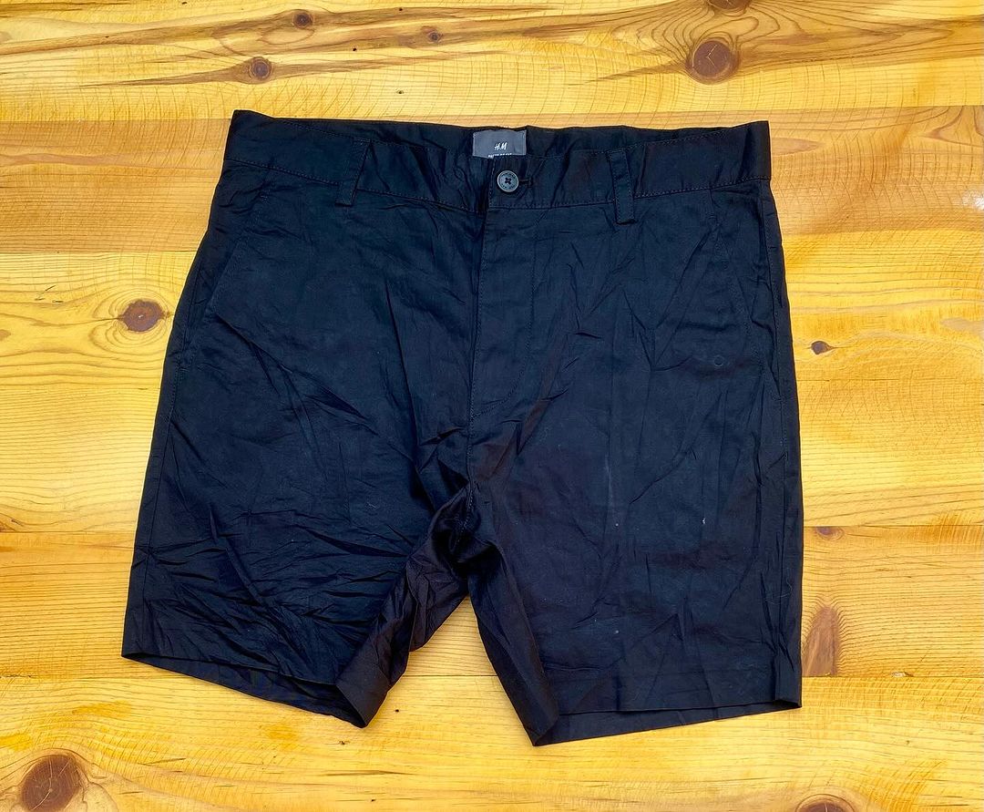 Takeer - Short 

Size 32

Price 20000

Material Cotton 

Delivery Available 

Call 📞  WhatsApp 

Location ; Makumbusho -Dar es Salaam

.

.

.

.
 

 

 

  