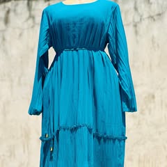 Takeer - Unaweza kuvaa bila mkanda inakuwa loose dress kwa wale wanene sana hata wajawazito wanavaa pia
Wale msiopenda kubanwa banwa mmefikiwa , gauni la he...
