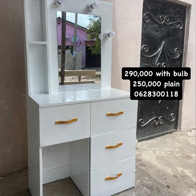 Takeer - hellow wateja katika msimu huu wa x -max tunayo furaha kuwatangazia punguzo la baadhi ya bei za bidhaa zetu 
viitanda kuanzia 225,000
sofa 2 seat k...