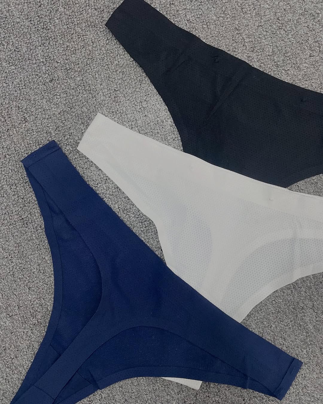 Takeer - Seamless bikini 
Size: F
Price: 24,000 6 pcs

📞📞📍Kijitonyama opp The Grand Villa Hotel